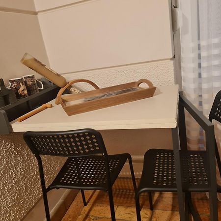 נובי סאד Garden Center Apartment חדר תמונה